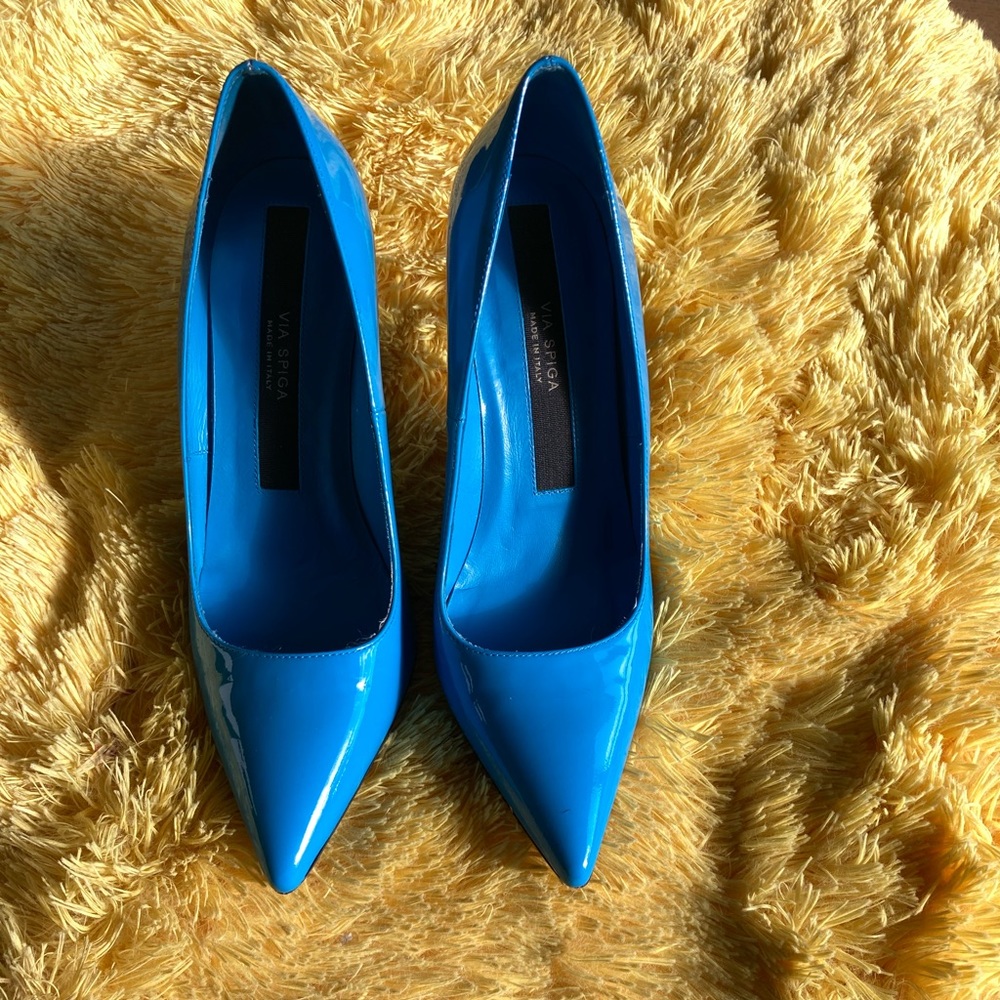 Via Spiga Pumps!